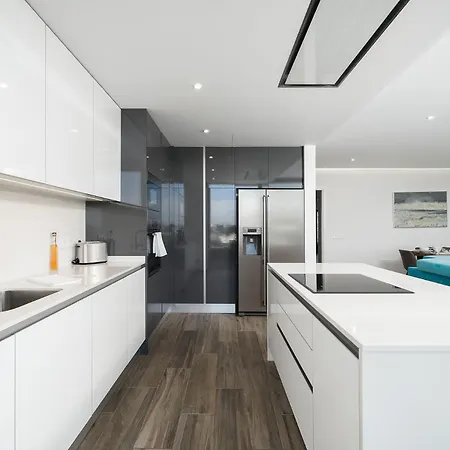 Luxury T2 With Ocean View * Portimão