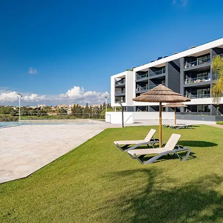 Апартаменты Luxury T2 With Ocean View Портиман