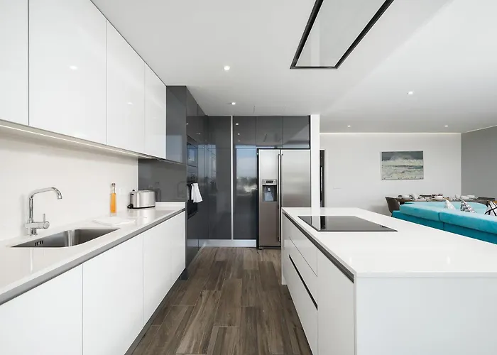 Luxury T2 With Ocean View Apartament Portimão