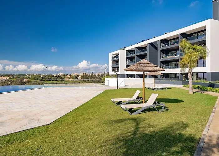 Luxury T2 With Ocean View